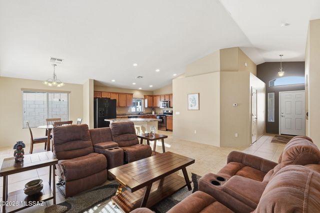 1507 N Via Mazatlan, Green Valley, AZ 85614