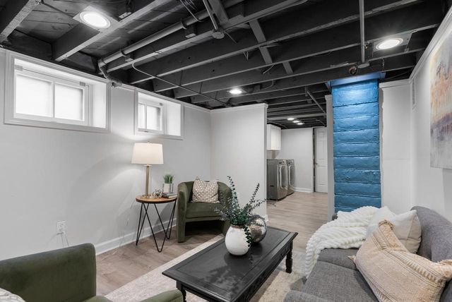 3332 S Kinnickinnic AVENUE, Milwaukee, WI 53207