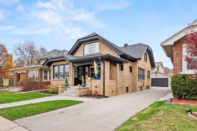 3332 S Kinnickinnic AVENUE, Milwaukee, WI 53207