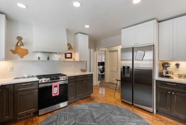 3332 S Kinnickinnic AVENUE, Milwaukee, WI 53207