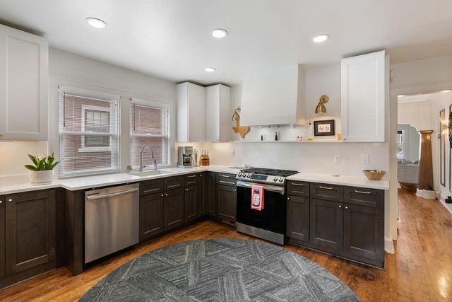 3332 S Kinnickinnic AVENUE, Milwaukee, WI 53207