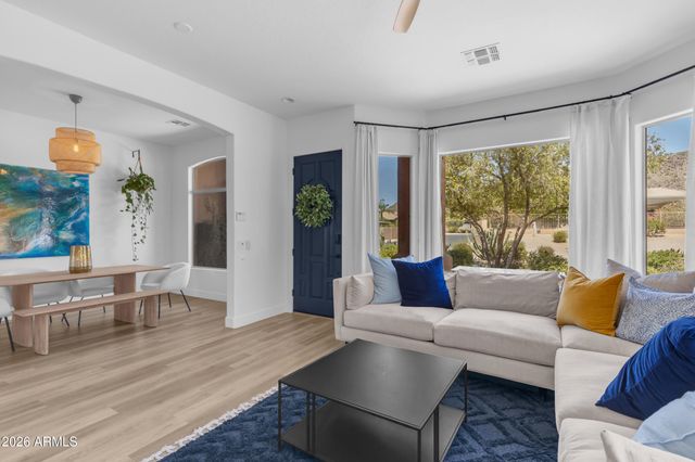 9641 E GARY Street, Mesa, AZ 85207