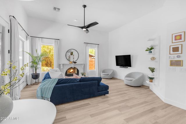9641 E GARY Street, Mesa, AZ 85207