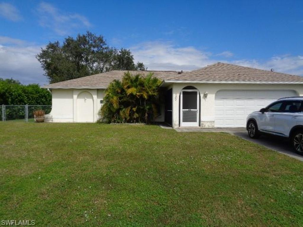1139 SE 17th TER, Cape Coral, FL 33990