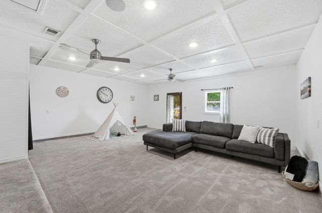 303 Pin Oak DR, Georgetown, TX 78628
