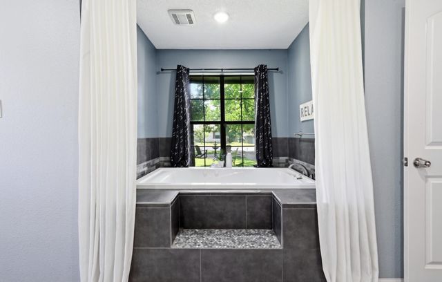 303 Pin Oak DR, Georgetown, TX 78628