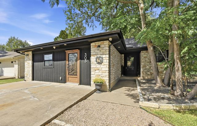303 Pin Oak DR, Georgetown, TX 78628