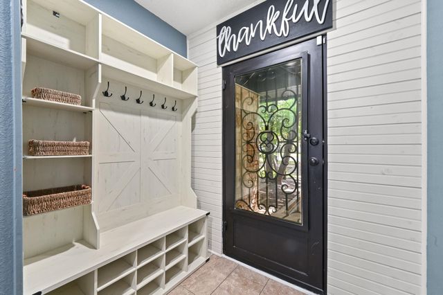 303 Pin Oak DR, Georgetown, TX 78628