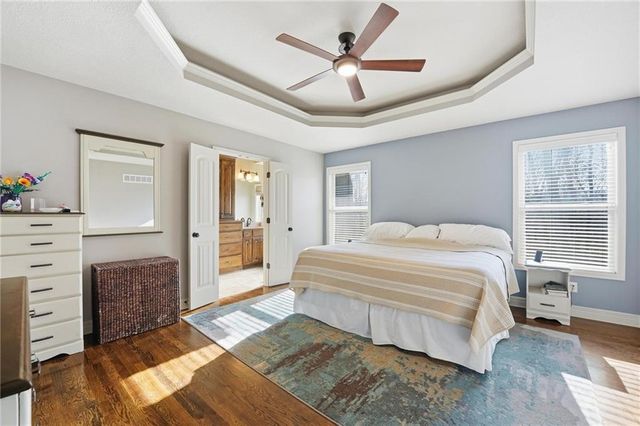 1261 BLACKBERRY Drive, Liberty, MO 64068