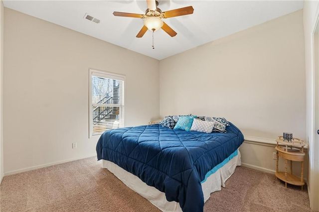 1261 BLACKBERRY Drive, Liberty, MO 64068