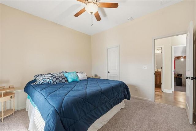 1261 BLACKBERRY Drive, Liberty, MO 64068