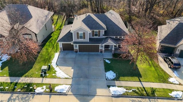 1261 BLACKBERRY Drive, Liberty, MO 64068