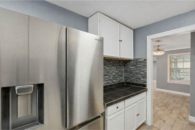 105 Pompano Avenue, Galveston, TX 77550