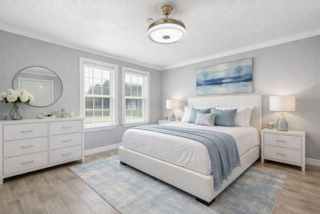 105 Pompano Avenue, Galveston, TX 77550