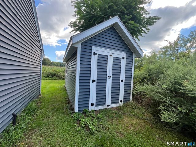 303 Somers Road, Ellington, CT 06029