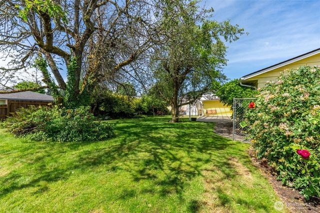 3412 Russell Road, Centralia, WA 98531
