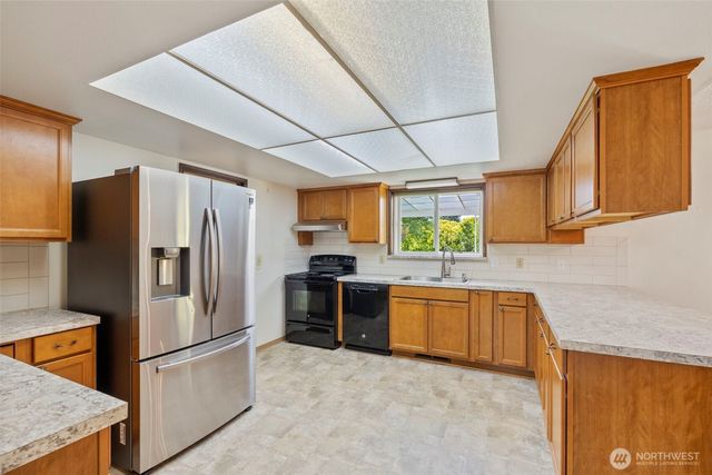 3412 Russell Road, Centralia, WA 98531