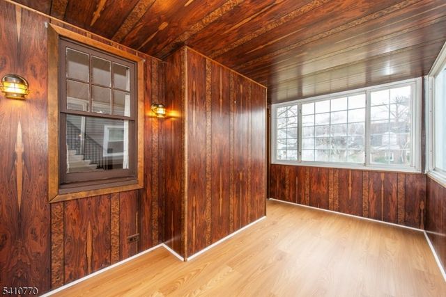 428 Essex Ave, Bloomfield Twp., NJ 07003