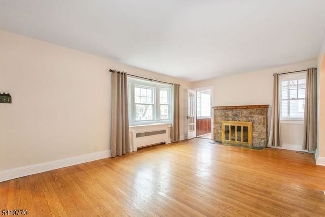 428 Essex Ave, Bloomfield Twp., NJ 07003