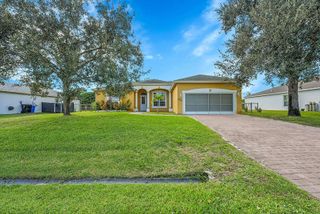 2080 SW Monterrey Lane, Port St Lucie, FL 34953