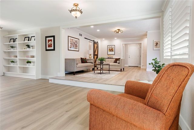2425 Heather, Long Beach, CA 90815