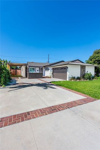 2425 Heather, Long Beach, CA 90815