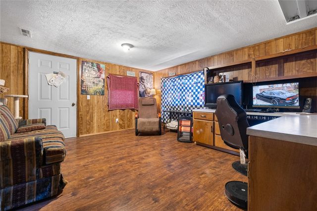 622 S Kelley Street, Harrison, AR 72601