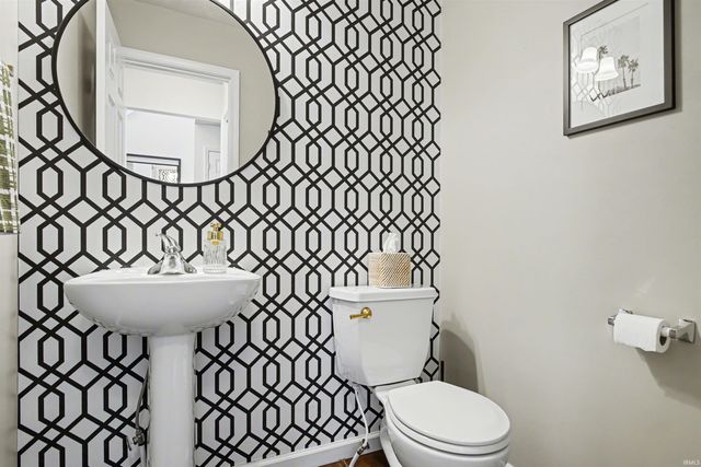 212 S Notre Dame Avenue, South Bend, IN 46617