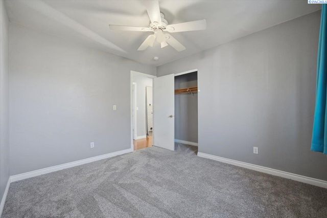 4530 Sunglow Ct, West Richland, WA 99353