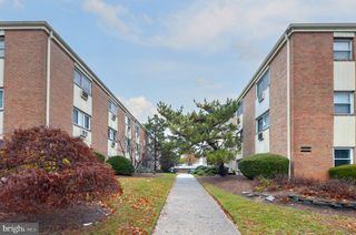 8115 W CHESTER PIKE ##B-5E, Upper Darby, PA 19082