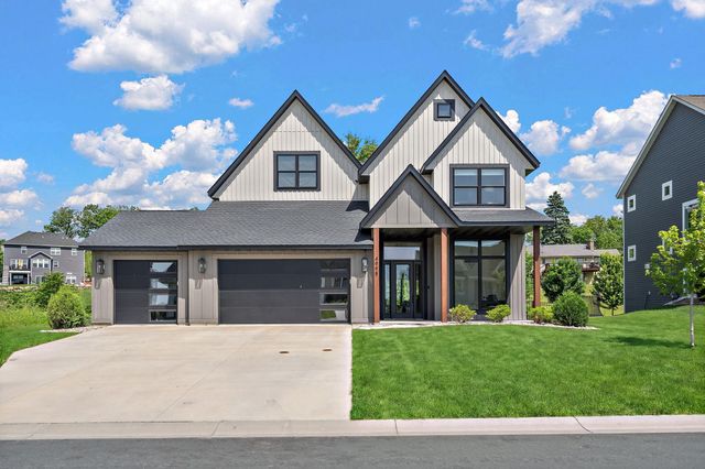 4998 Beach Street NE, Prior Lake, MN 55372