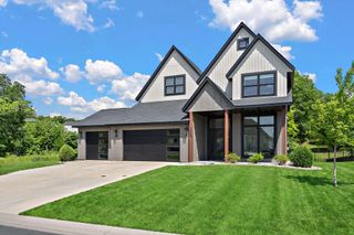 4998 Beach Street NE, Prior Lake, MN 55372