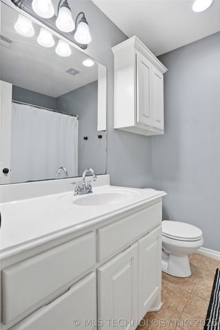 13647 N 111th Avenue E, Collinsville, OK 74021
