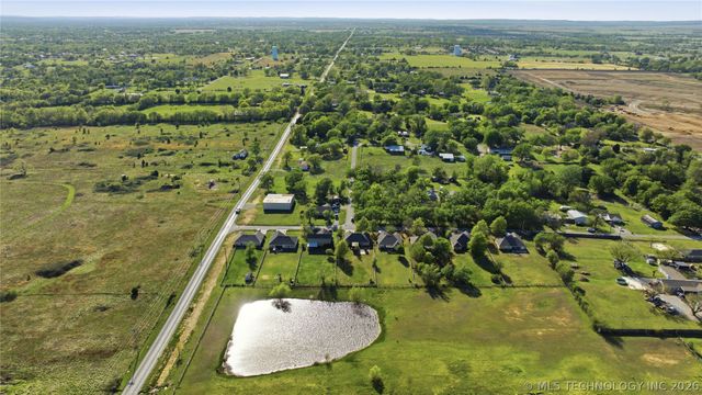 13647 N 111th Avenue E, Collinsville, OK 74021