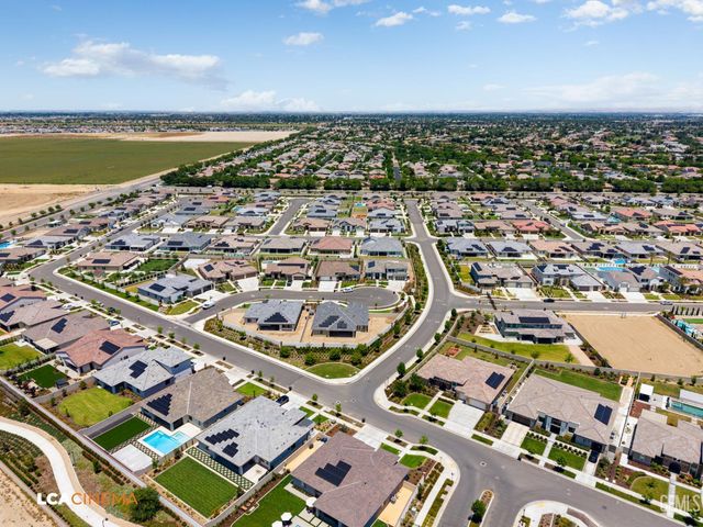 12613 Espalier Court, Bakersfield, CA 93311