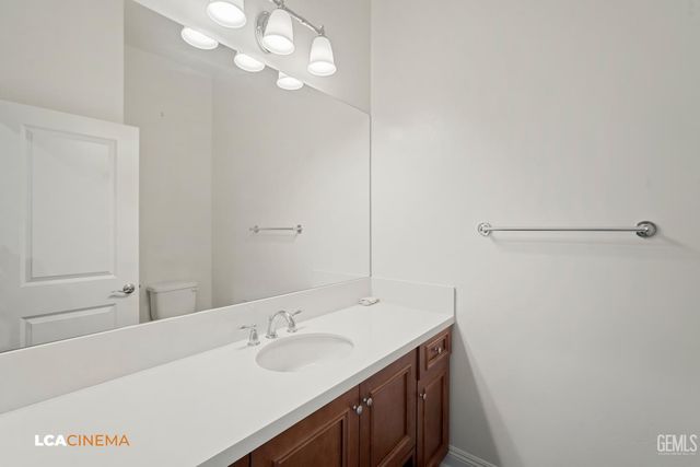 12613 Espalier Court, Bakersfield, CA 93311