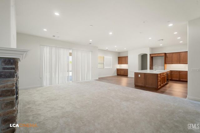 12613 Espalier Court, Bakersfield, CA 93311
