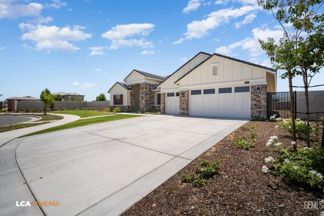 12613 Espalier Court, Bakersfield, CA 93311