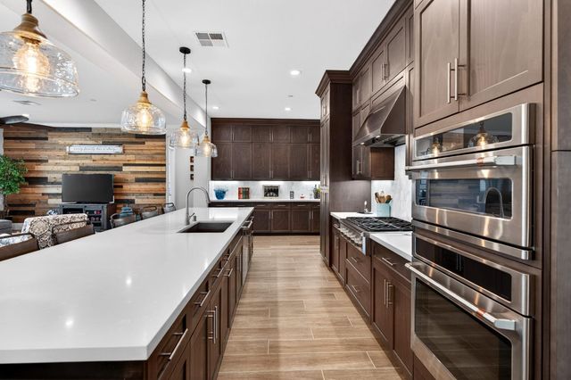 3031 Ashton St, Lodi, CA 95242