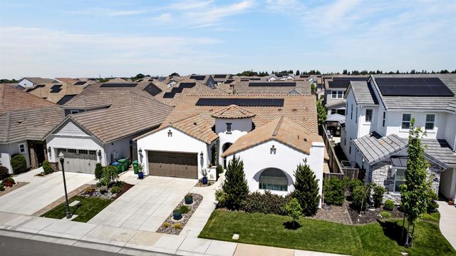 3031 Ashton St, Lodi, CA 95242