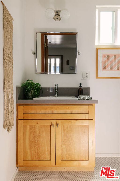 Image 11 of property listing at 5330 Lincoln Avenue, Los Angeles, CA 90042