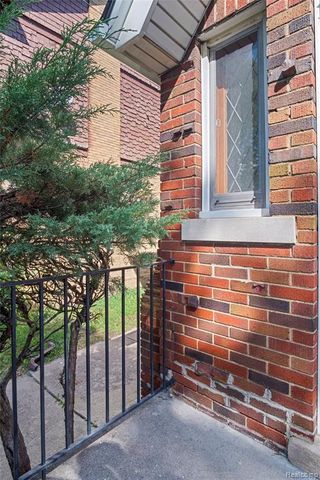 16570 Princeton, Detroit, MI 48221