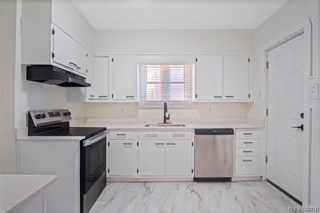 16570 Princeton, Detroit, MI 48221