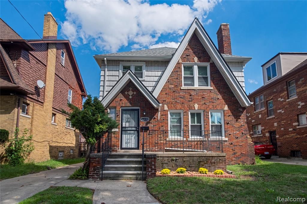 16570 Princeton, Detroit, MI 48221