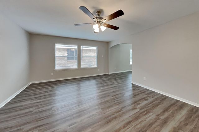 4614 Bridgestone Path Drive, Spring, TX 77388
