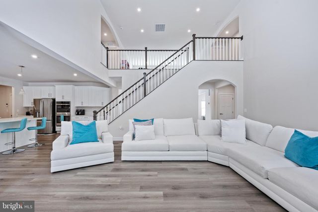 112 LAKE BLUFF COURT, Fredericksburg, VA 22406