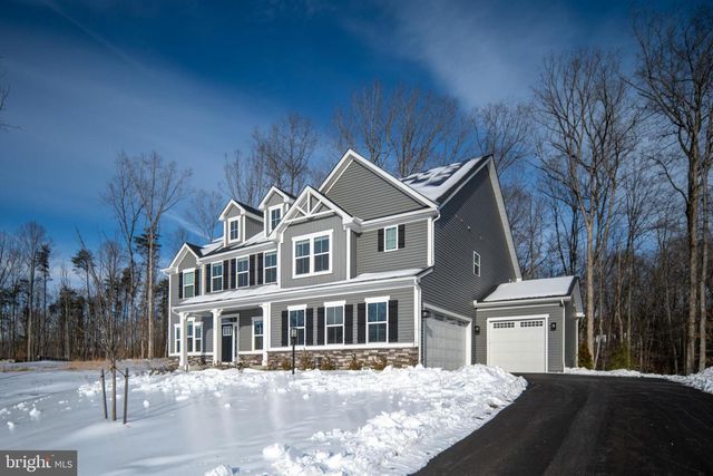 112 LAKE BLUFF COURT, Fredericksburg, VA 22406