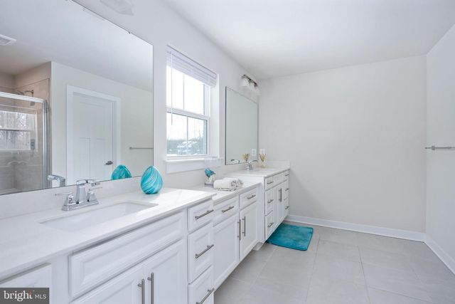 112 LAKE BLUFF COURT, Fredericksburg, VA 22406