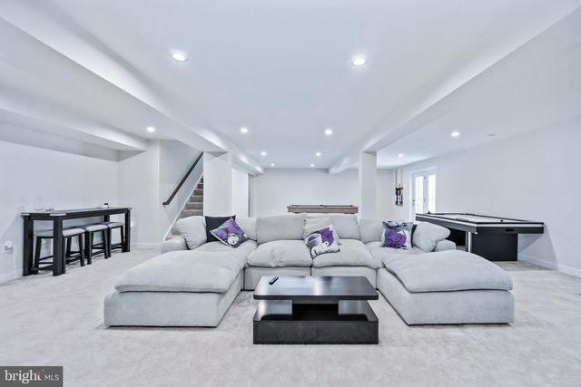 112 LAKE BLUFF COURT, Fredericksburg, VA 22406