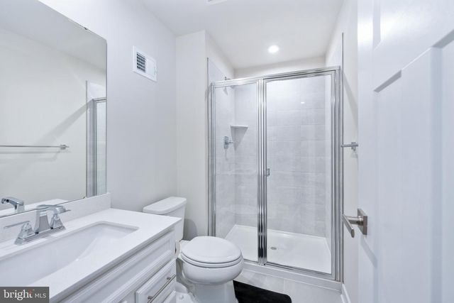 112 LAKE BLUFF COURT, Fredericksburg, VA 22406